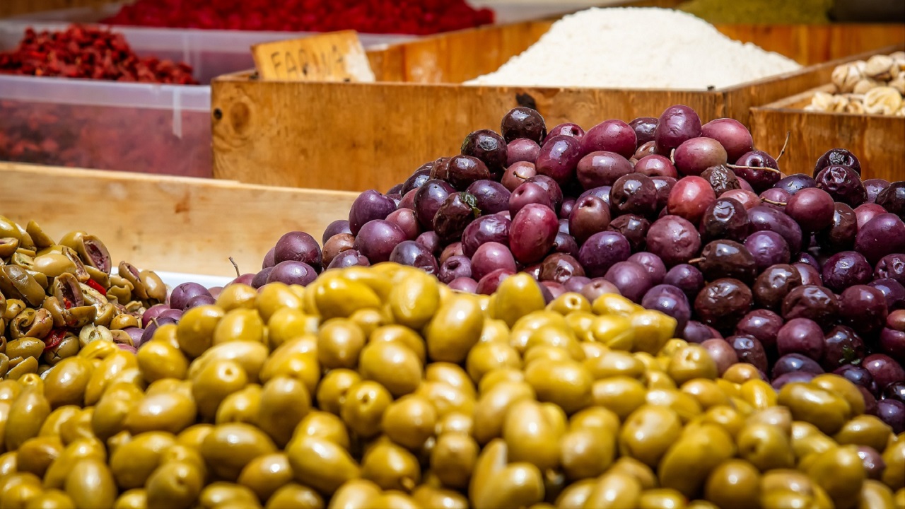 Lo sapevi che esistono anche le stufe a nocciolino d'oliva? Possono farci  risparmiare tanto